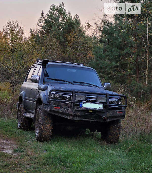 Внедорожник / Кроссовер Toyota Land Cruiser 1997 в Киеве