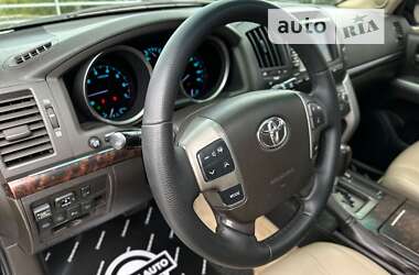 Внедорожник / Кроссовер Toyota Land Cruiser 2008 в 