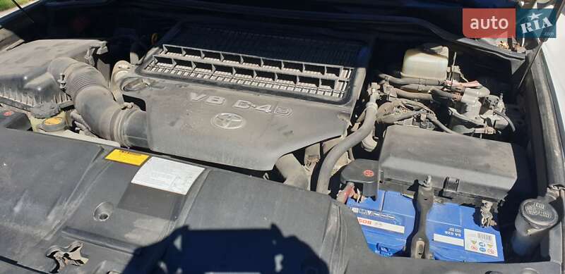 Внедорожник / Кроссовер Toyota Land Cruiser 2008 в Киеве