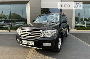 Позашляховик / Кросовер Toyota Land Cruiser 2011 в Харкові