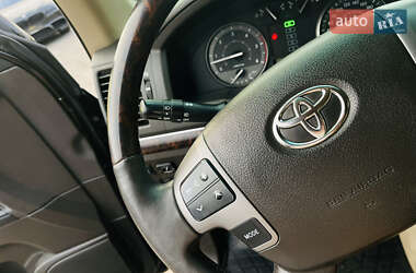 Внедорожник / Кроссовер Toyota Land Cruiser 2008 в 