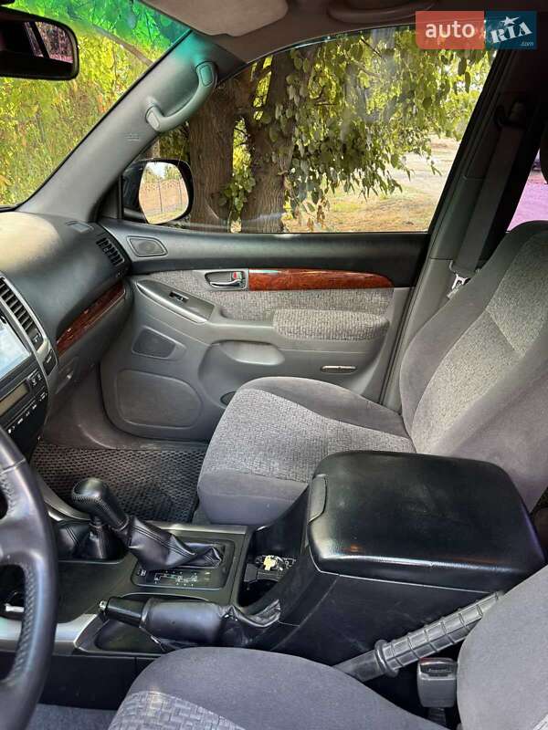 Внедорожник / Кроссовер Toyota Land Cruiser 2008 в Кривом Роге фото 13 Внедорожник / Кроссовер Toyota Land Cruiser 2008 в Кривом Роге