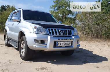 Внедорожник / Кроссовер Toyota Land Cruiser 2006 в Киеве