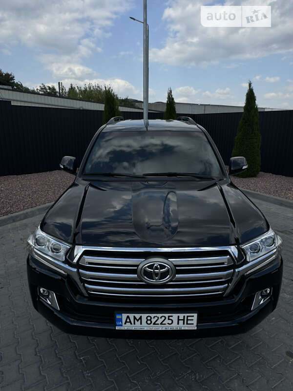 Позашляховик / Кросовер Toyota Land Cruiser 2020 в Тернополі