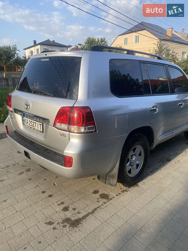 Внедорожник / Кроссовер Toyota Land Cruiser 2011 в Львове