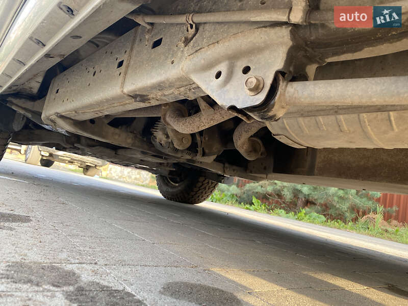 Внедорожник / Кроссовер Toyota Land Cruiser 2011 в Львове