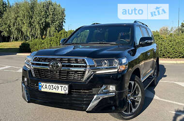 Внедорожник / Кроссовер Toyota Land Cruiser 2020 в Киеве