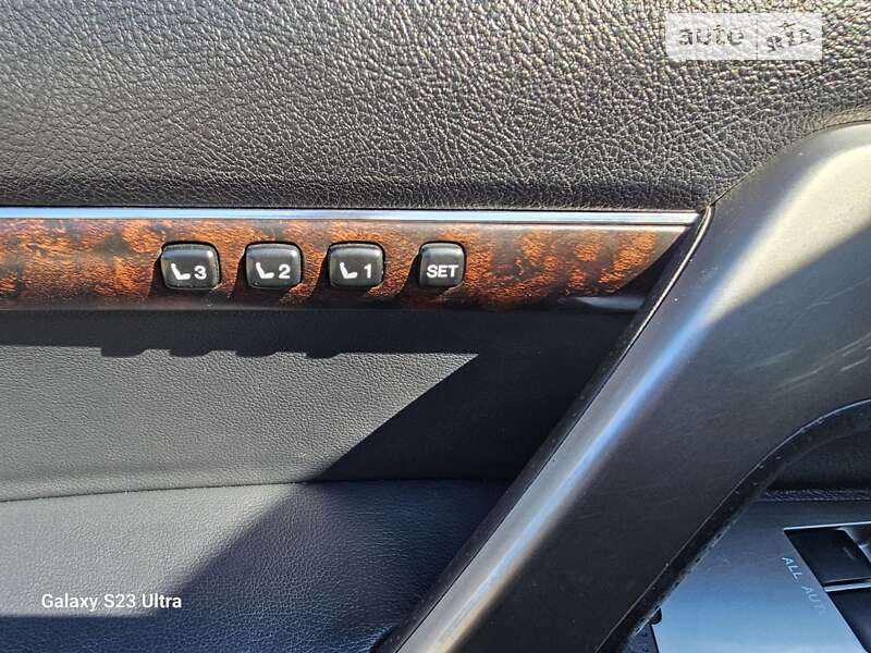 Внедорожник / Кроссовер Toyota Land Cruiser 2012 в Сквире