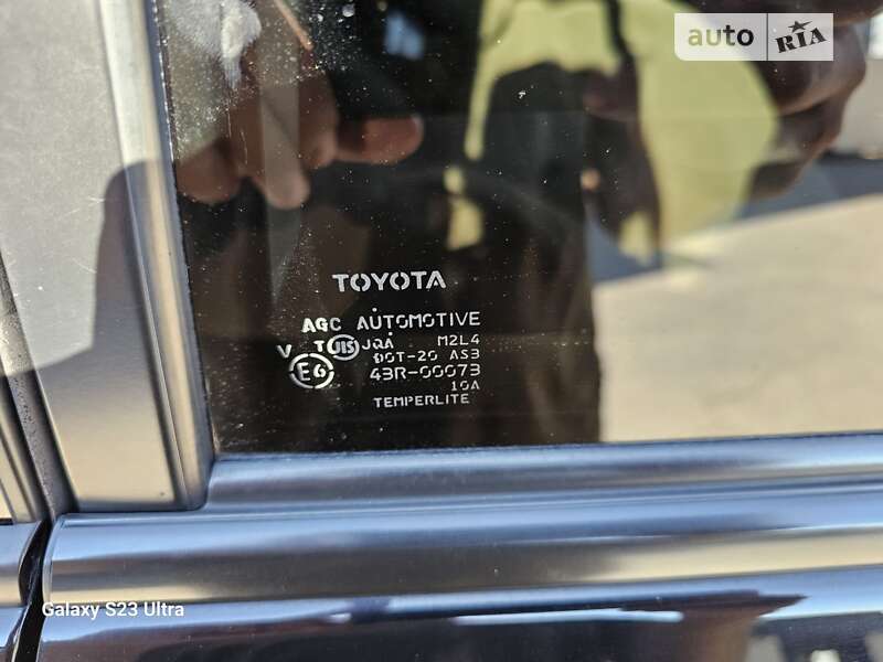 Внедорожник / Кроссовер Toyota Land Cruiser 2012 в Сквире