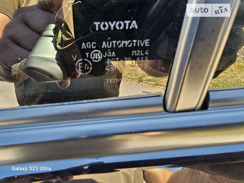 Внедорожник / Кроссовер Toyota Land Cruiser 2012 в Сквире