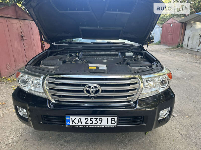 Внедорожник / Кроссовер Toyota Land Cruiser 2013 в Днепре