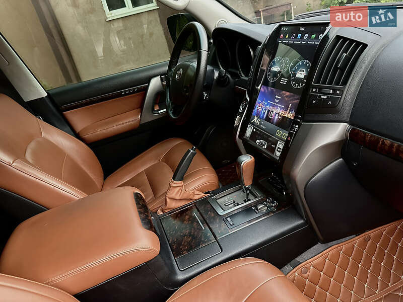 Позашляховик / Кросовер Toyota Land Cruiser 2008 в Дніпрі