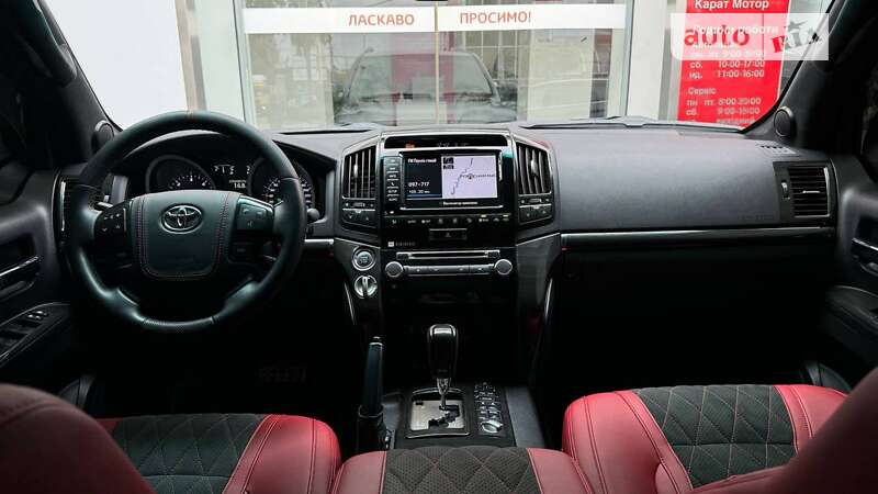 Позашляховик / Кросовер Toyota Land Cruiser 2013 в Ужгороді