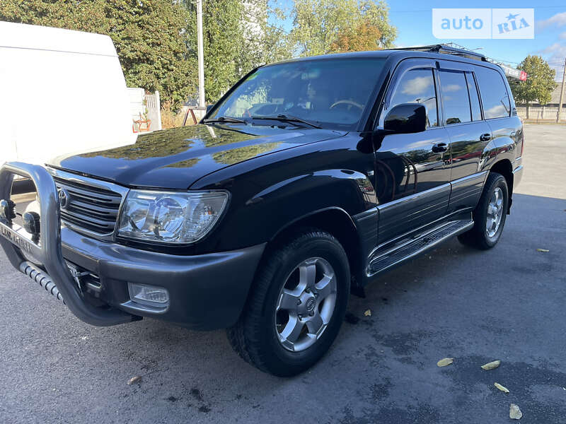 Внедорожник / Кроссовер Toyota Land Cruiser 2006 в Чернигове