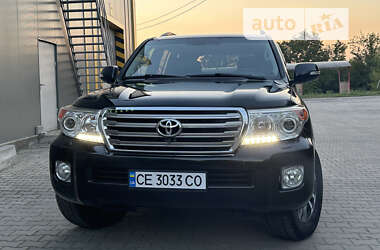 Внедорожник / Кроссовер Toyota Land Cruiser 2013 в Кельменцах