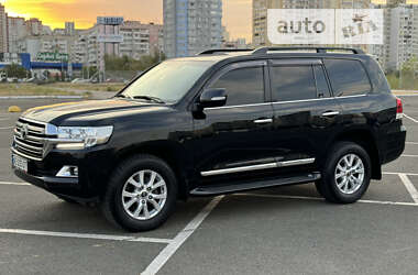 Внедорожник / Кроссовер Toyota Land Cruiser 2019 в Киеве