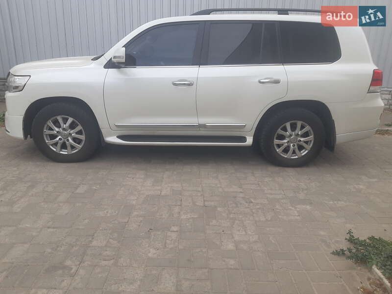 Внедорожник / Кроссовер Toyota Land Cruiser 2016 в Харькове