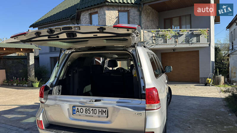 Внедорожник / Кроссовер Toyota Land Cruiser 2008 в Иршаве