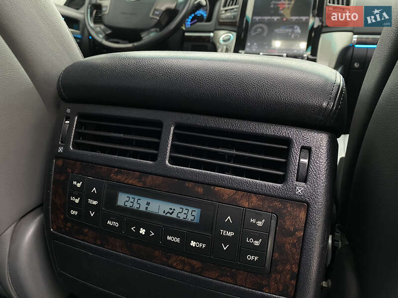 Внедорожник / Кроссовер Toyota Land Cruiser 2008 в Смеле