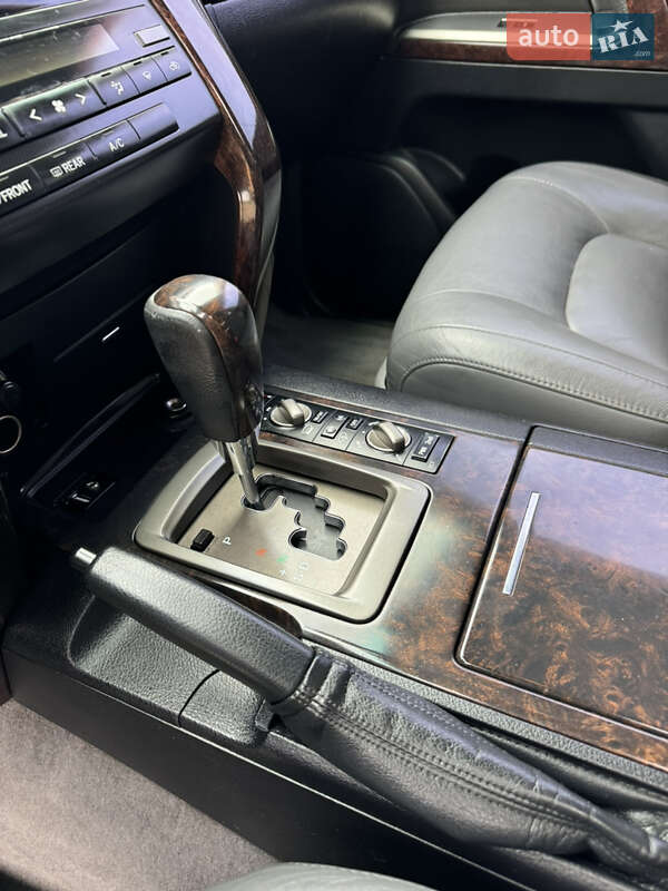 Внедорожник / Кроссовер Toyota Land Cruiser 2010 в Тернополе