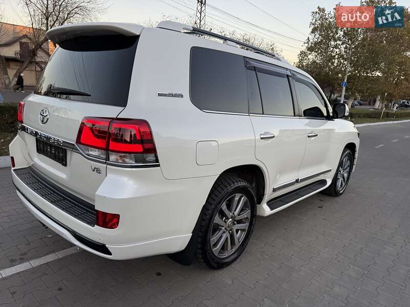 Внедорожник / Кроссовер Toyota Land Cruiser 2018 в Одессе фото 16 Внедорожник / Кроссовер Toyota Land Cruiser 2018 в Одессе