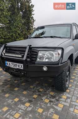 Внедорожник / Кроссовер Toyota Land Cruiser 2003 в Коломые