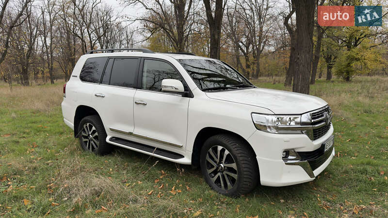 Внедорожник / Кроссовер Toyota Land Cruiser 2019 в Днепре