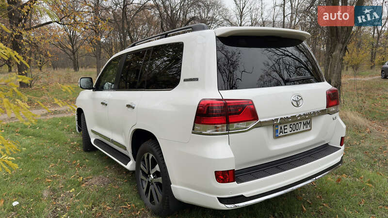 Внедорожник / Кроссовер Toyota Land Cruiser 2019 в Днепре