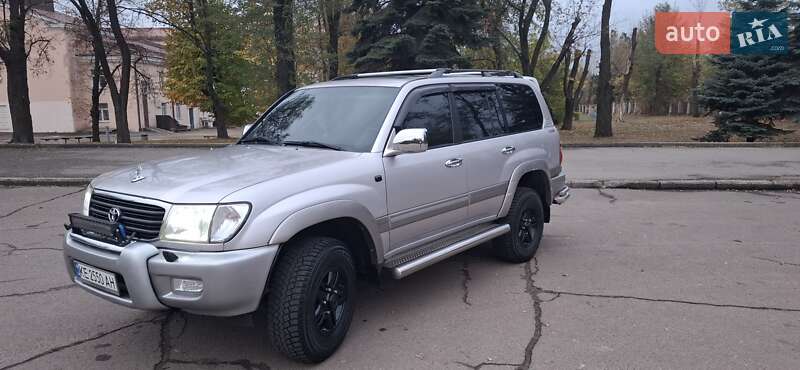 Toyota Land Cruiser 2001