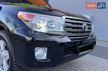 Внедорожник / Кроссовер Toyota Land Cruiser 2013 в Ивано-Франковске