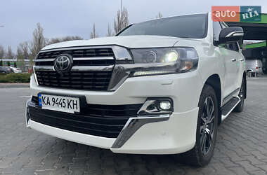 Внедорожник / Кроссовер Toyota Land Cruiser 2020 в Кременчуге