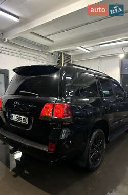Внедорожник / Кроссовер Toyota Land Cruiser 2008 в 