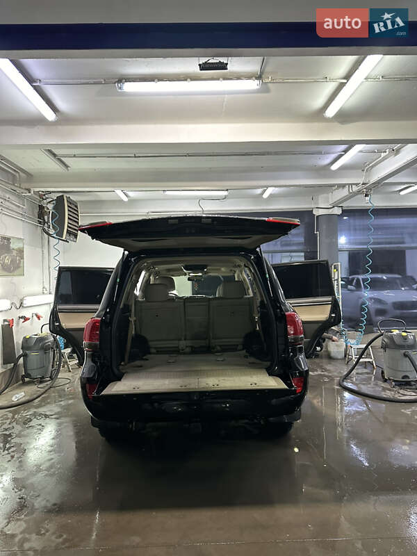 Внедорожник / Кроссовер Toyota Land Cruiser 2008 в Полтаве фото 19 Внедорожник / Кроссовер Toyota Land Cruiser 2008 в Полтаве