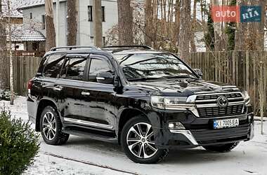 Внедорожник / Кроссовер Toyota Land Cruiser 2020 в Киеве