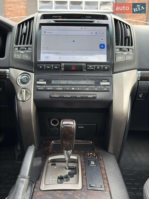 Внедорожник / Кроссовер Toyota Land Cruiser 2008 в Черновцах