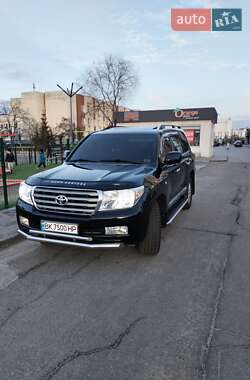 Внедорожник / Кроссовер Toyota Land Cruiser 2008 в 