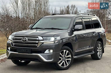 Позашляховик / Кросовер Toyota Land Cruiser 2016 в Дніпрі