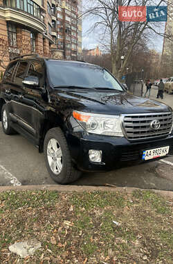 Позашляховик / Кросовер Toyota Land Cruiser 2012 в Києві