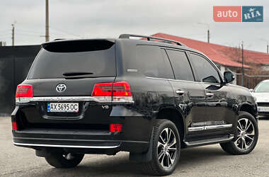 Позашляховик / Кросовер Toyota Land Cruiser 2019 в Києві