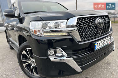 Позашляховик / Кросовер Toyota Land Cruiser 2019 в Києві