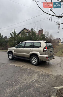 Внедорожник / Кроссовер Toyota Land Cruiser 2005 в Харькове