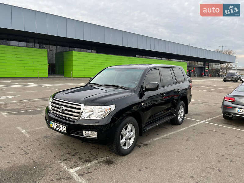 Внедорожник / Кроссовер Toyota Land Cruiser 2008 в Киеве