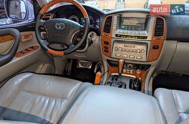 Внедорожник / Кроссовер Toyota Land Cruiser 2003 в Киеве