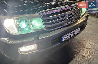 Позашляховик / Кросовер Toyota Land Cruiser 2004 в Києві