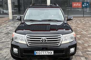 Позашляховик / Кросовер Toyota Land Cruiser 2013 в Тячеві