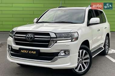 Внедорожник / Кроссовер Toyota Land Cruiser 2019 в Киеве