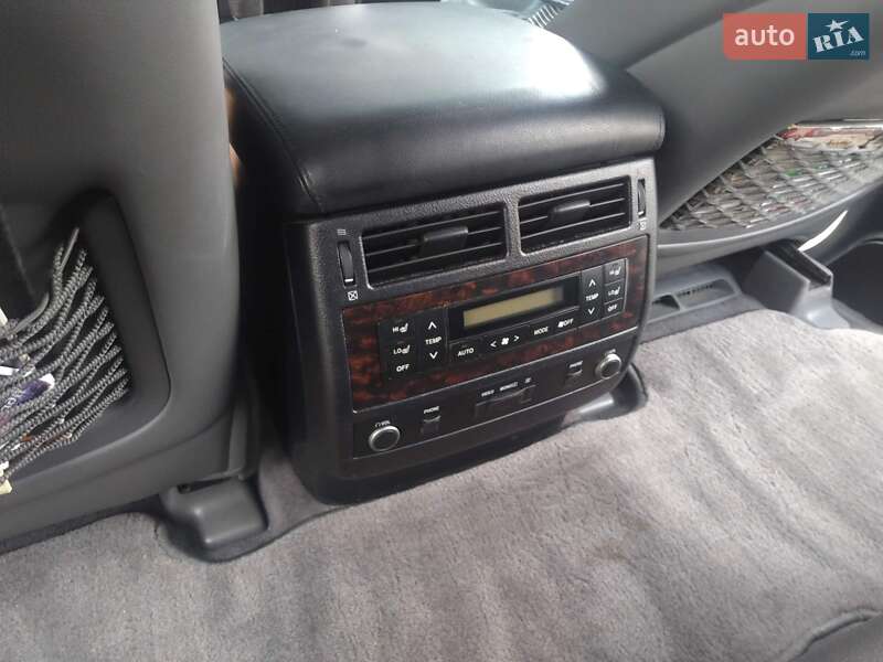 Внедорожник / Кроссовер Toyota Land Cruiser 2008 в Киеве