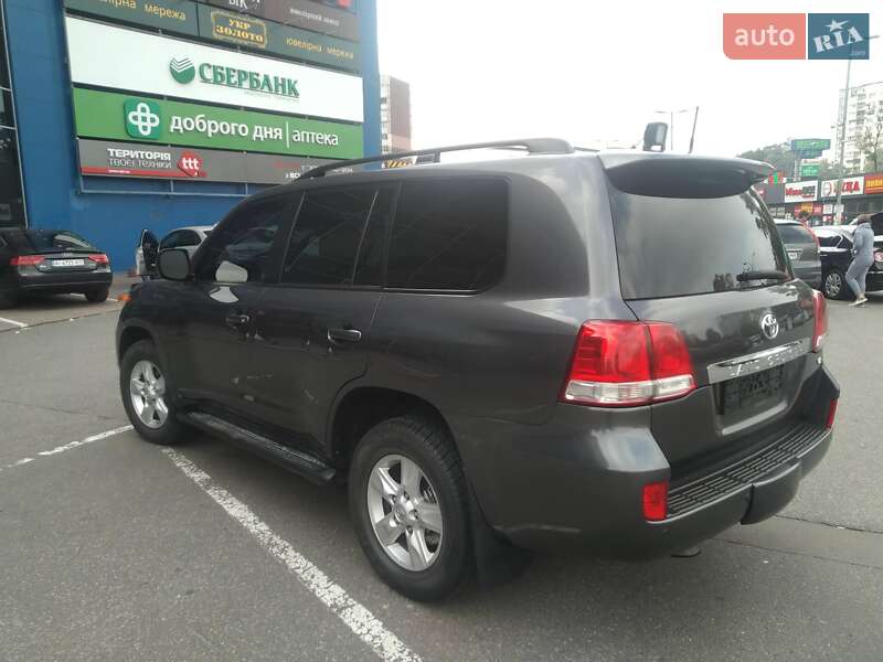 Внедорожник / Кроссовер Toyota Land Cruiser 2008 в Киеве