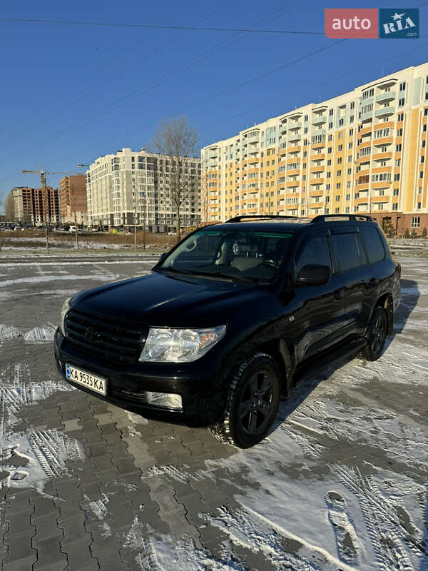 Внедорожник / Кроссовер Toyota Land Cruiser 2007 в Ирпене