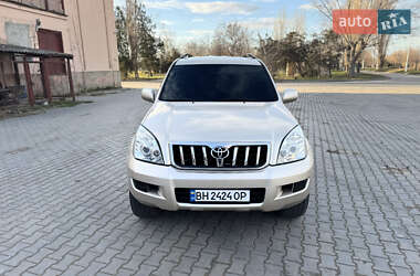 Позашляховик / Кросовер Toyota Land Cruiser 2006 в Ізмаїлі